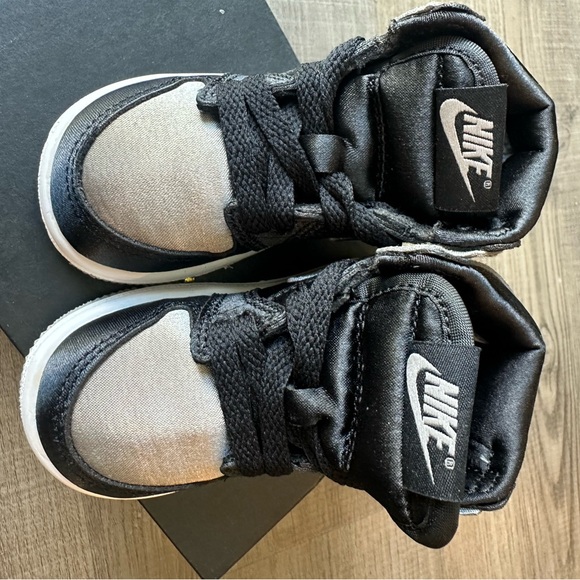 Jordan 1 retro high OG (TD) NIB!! - Picture 3 of 7